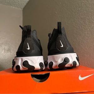 Nike element react 55